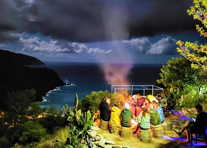 Fullmoon Camp Hytte Faralya