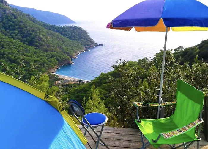 Fullmoon Camp Hytte *